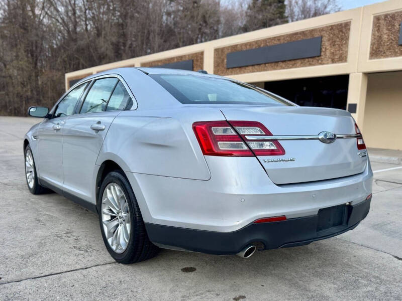 2015 Ford Taurus Limited