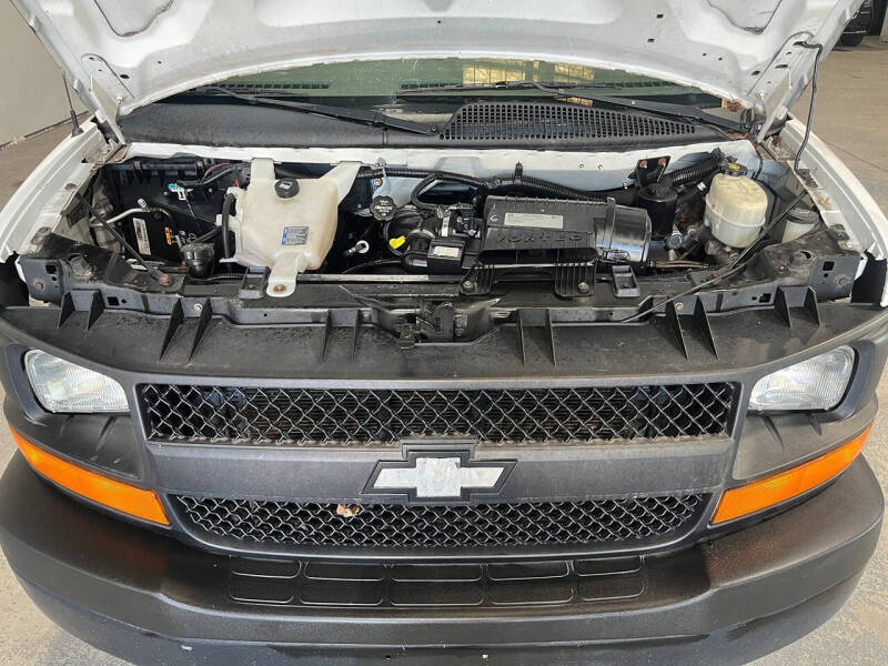 2017 Chevrolet Express 2500