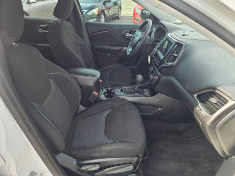2019 Jeep Cherokee Latitude
