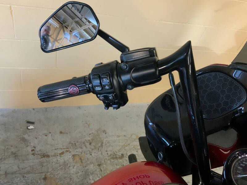 2018 Harley-Davidson FLTRXS ROAD GLIDE SPECAIL