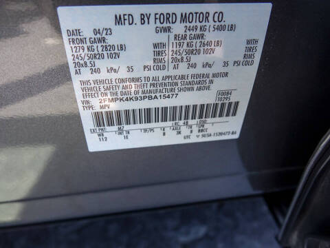 2023 Ford Edge Titanium