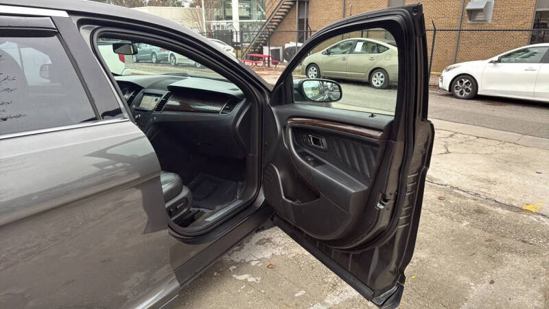 2016 Ford Taurus Limited