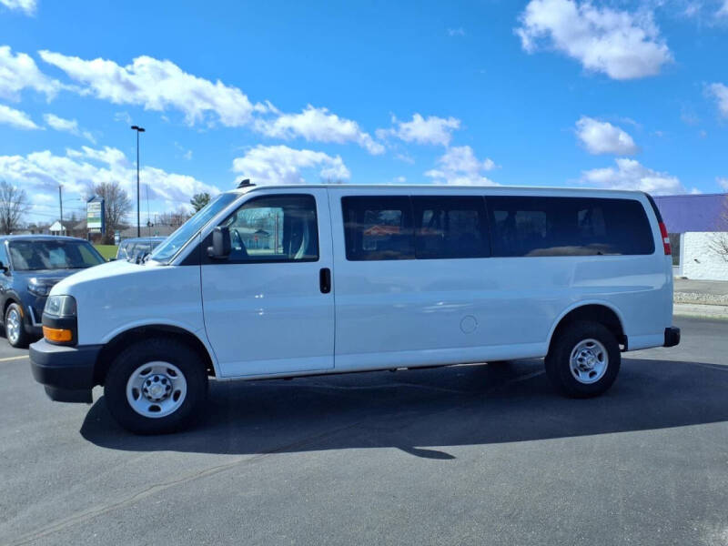 2022 Chevrolet Express LS 3500