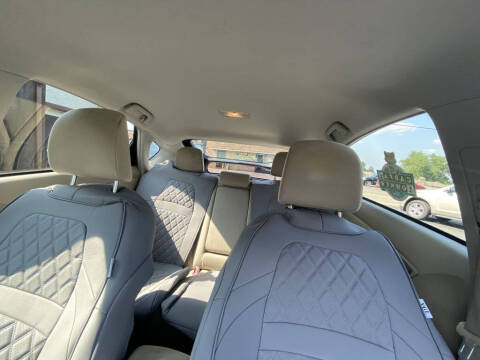 2014 Toyota Prius Two