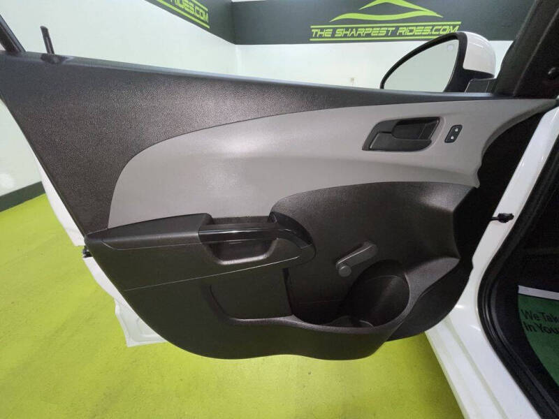 2020 Chevrolet Sonic LT