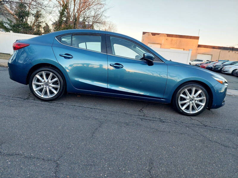 2017 Mazda MAZDA3 Grand Touring