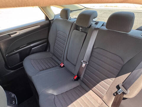 2019 Ford Fusion SE