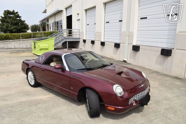 2004 Ford Thunderbird Deluxe