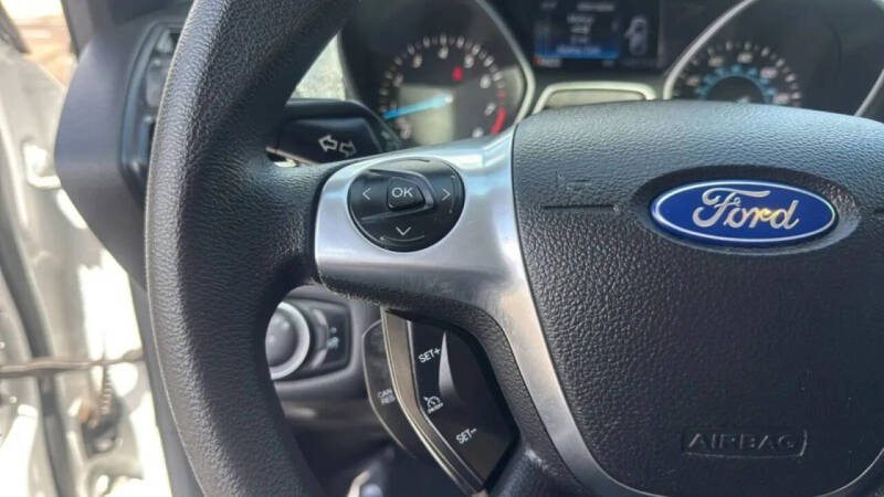 2016 Ford Escape S