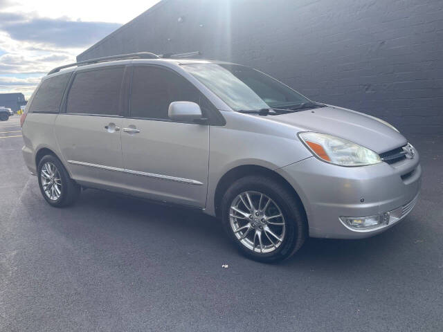 2005 Toyota Sienna for sale at M & P Auto Sales in Saddle Brook, NJ