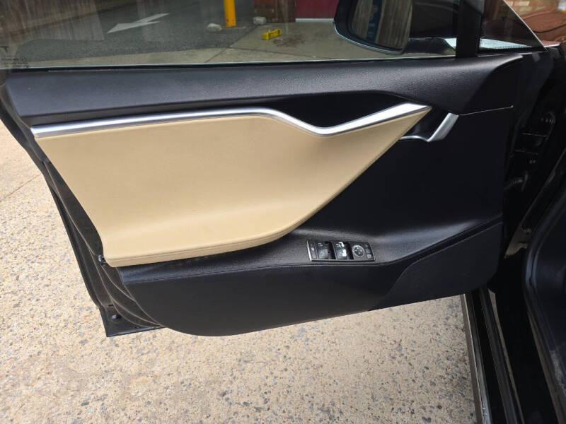 2013 Tesla Model S