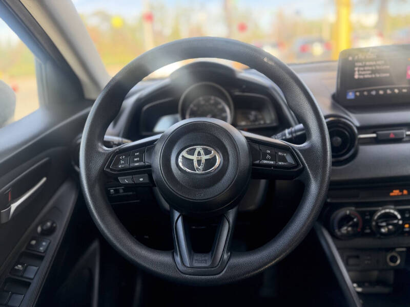2019 Toyota Yaris L