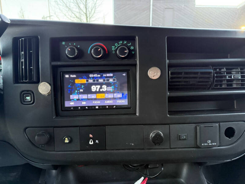 2016 GMC Savana 2500