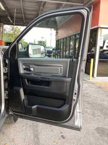 2023 RAM 1500 Classic SLT