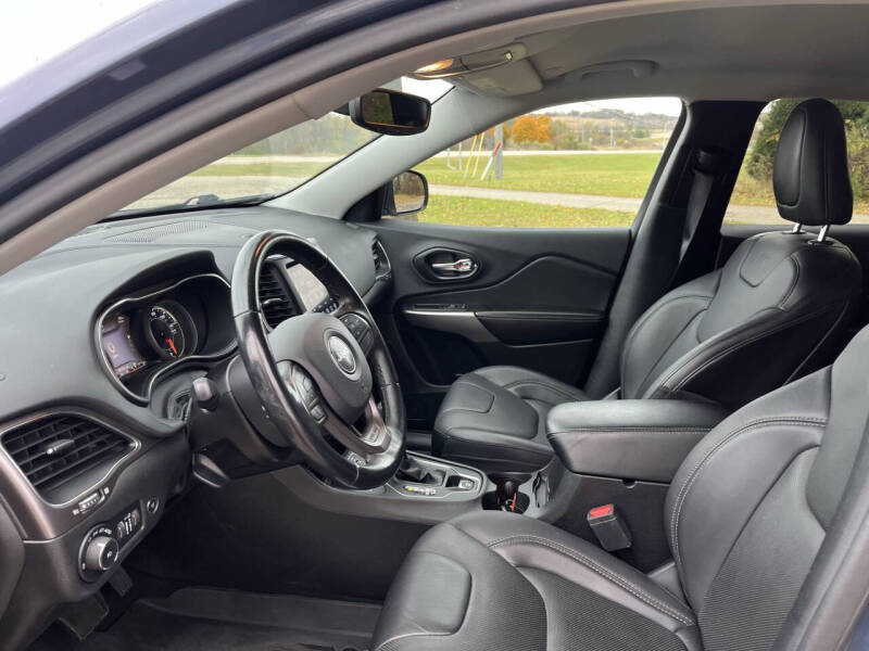 2021 Jeep Cherokee Latitude Lux