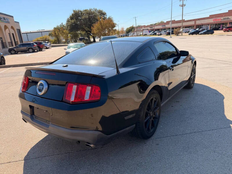 2010 Ford Mustang