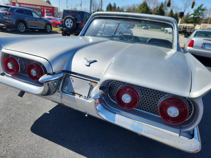 1958 Ford Thunderbird