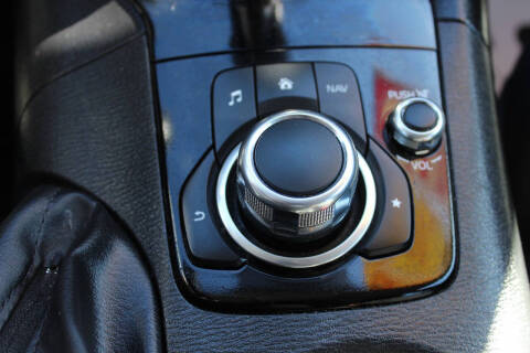 2015 Mazda MAZDA3 i Touring