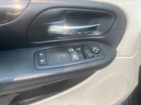 2015 Dodge Grand Caravan SE