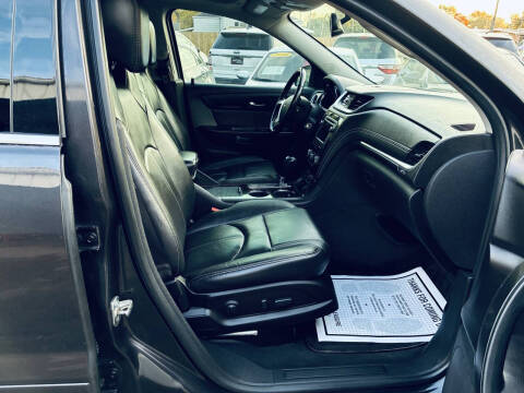 2017 Chevrolet Traverse LT