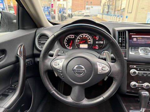 2012 Nissan Maxima