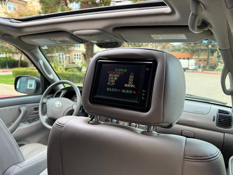 2004 Toyota Sequoia Limited