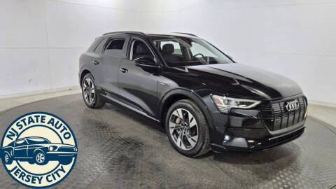 2021 Audi e-tron quattro Premium