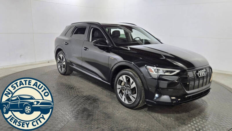 2021 Audi e-tron quattro Premium