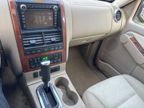 2010 Ford Explorer Eddie Bauer