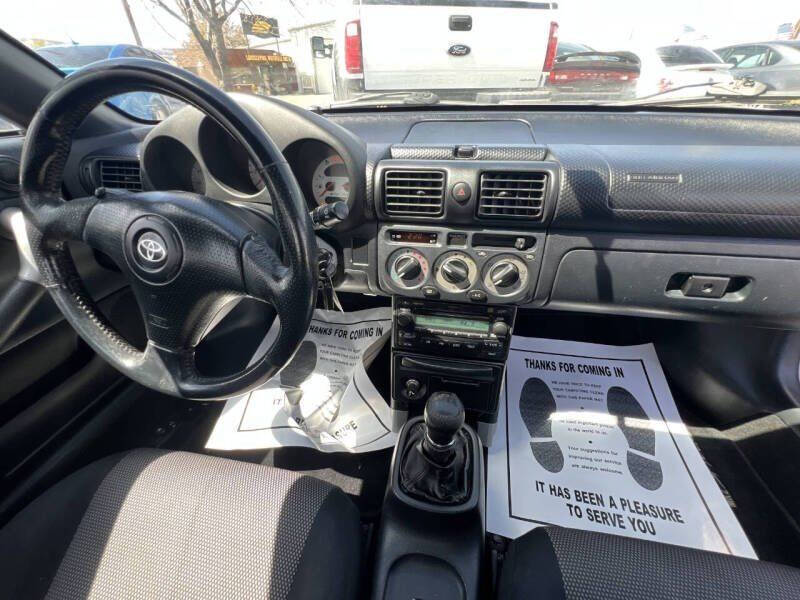 2002 Toyota MR2 Spyder