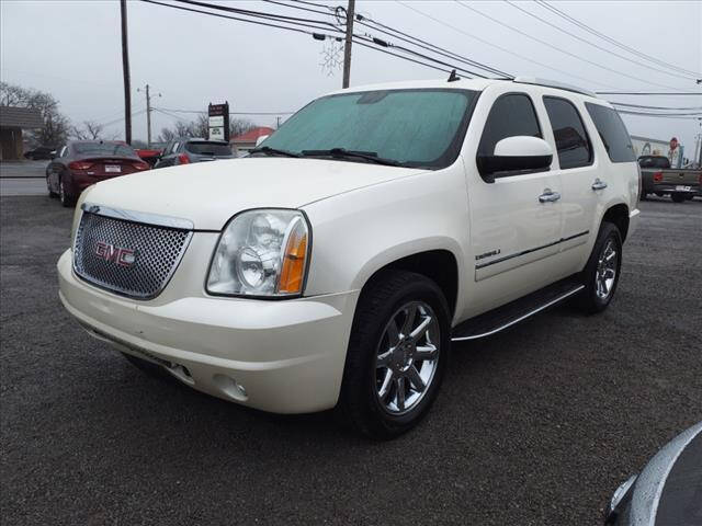 2013 GMC Yukon for sale at Ernie Cook and Son Motors in Shelbyville TN