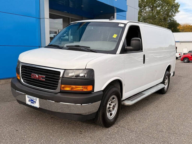 2023 GMC Savana 2500
