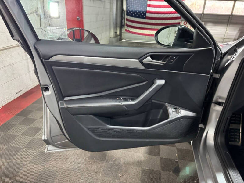 2023 Volkswagen Jetta Sport