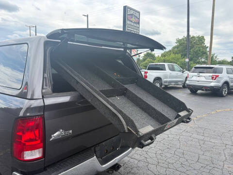 2017 RAM 1500 SLT