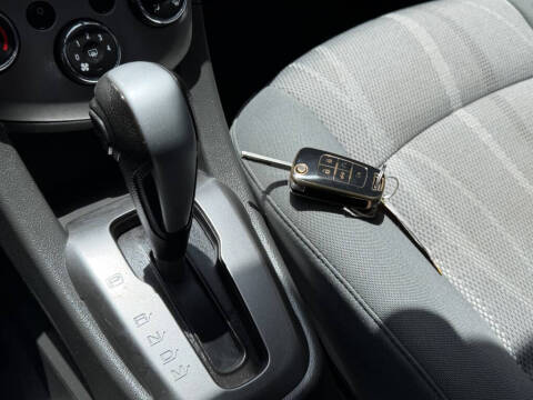 2017 Chevrolet Sonic LT Auto