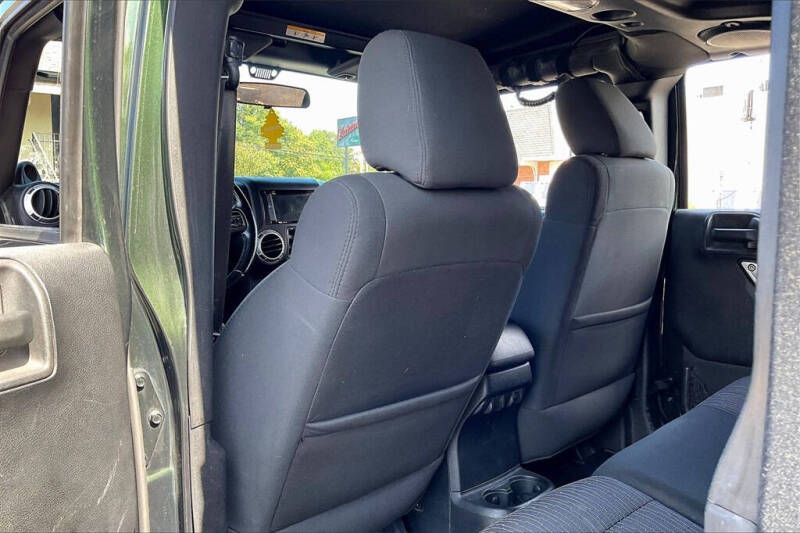 2011 Jeep Wrangler Unlimited Sahara