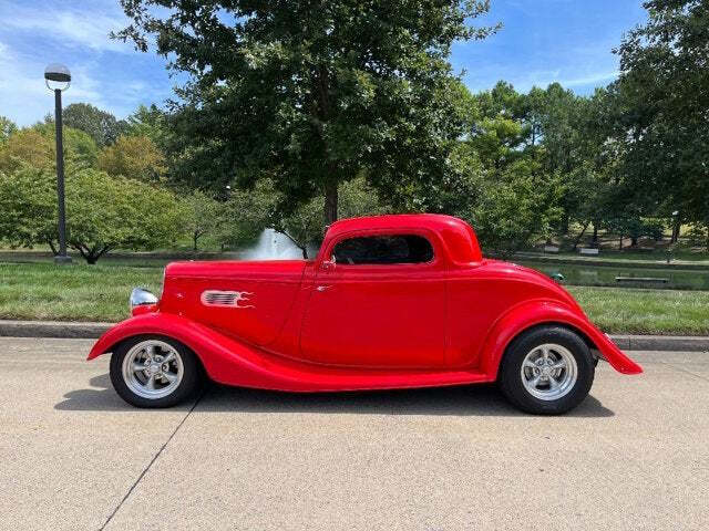 1934 Ford COUPE 9