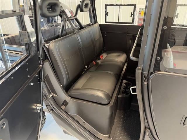 2025 Segway UT10 CREW