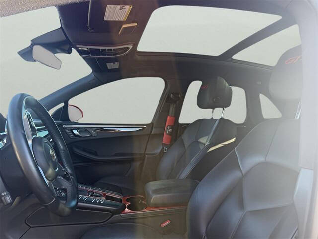 2019 Porsche Macan S