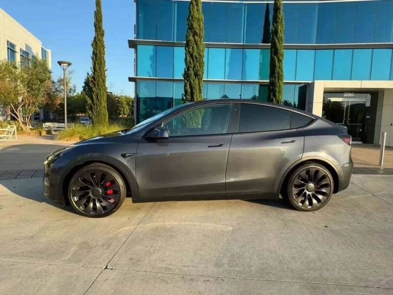 2024 Tesla Model Y Performance