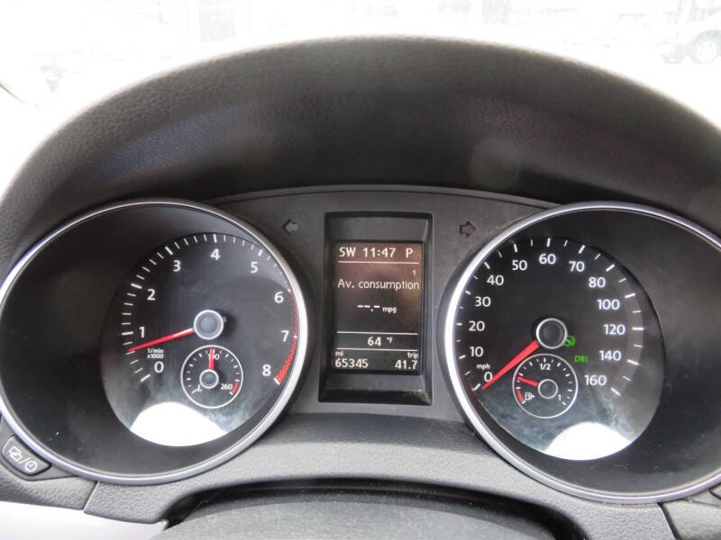 2014 Volkswagen Golf 2.5L PZEV