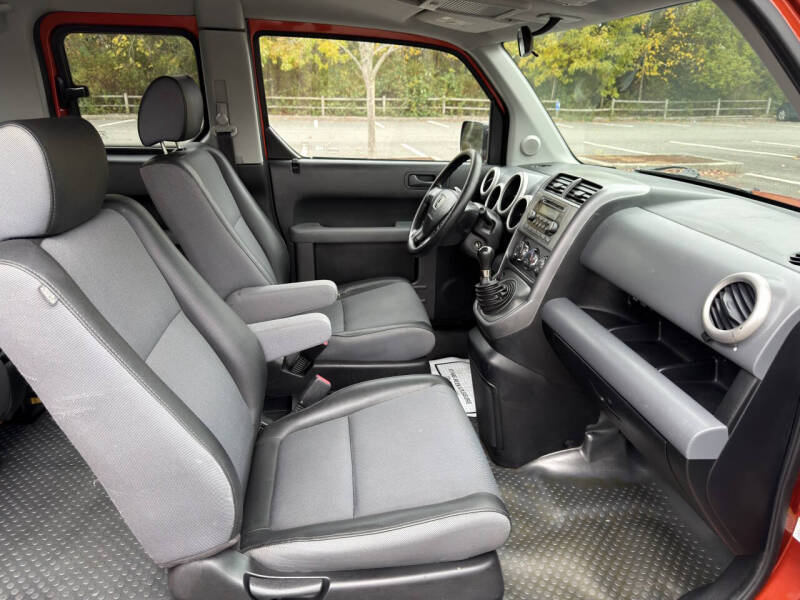 2004 Honda Element EX