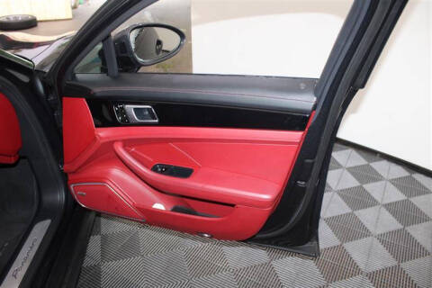 2018 Porsche Panamera