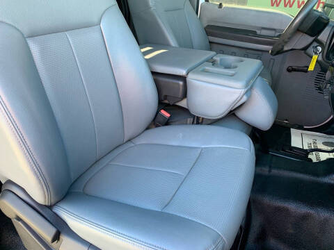 2015 Ford F-350 Super Duty XL