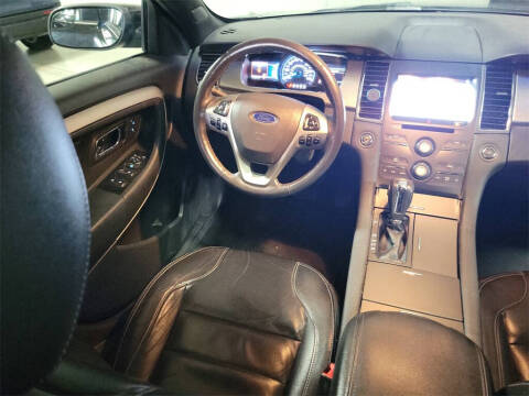 2016 Ford Taurus SEL