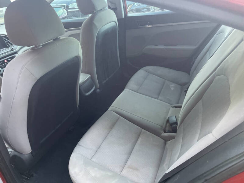 2018 Hyundai Elantra