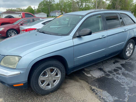 2004 Chrysler Pacifica for sale at Walker Motors in Muncie IN