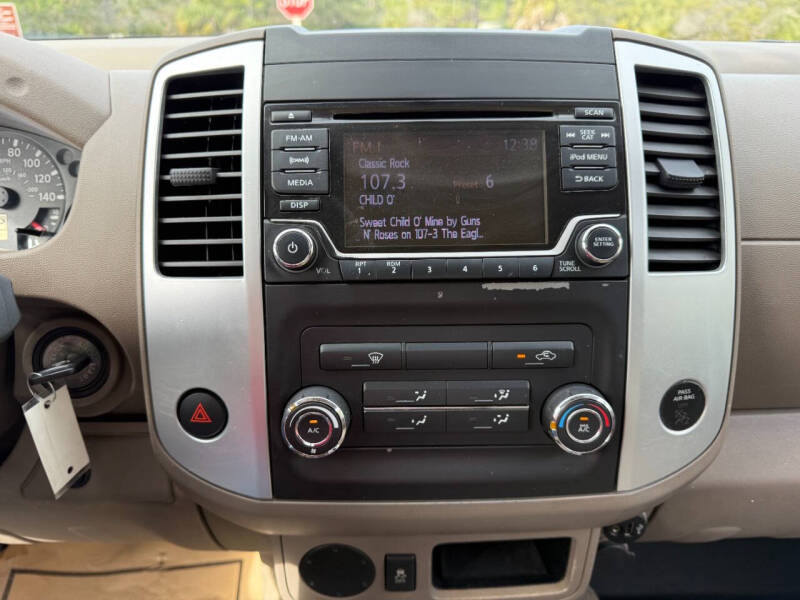 2017 Nissan Frontier SV