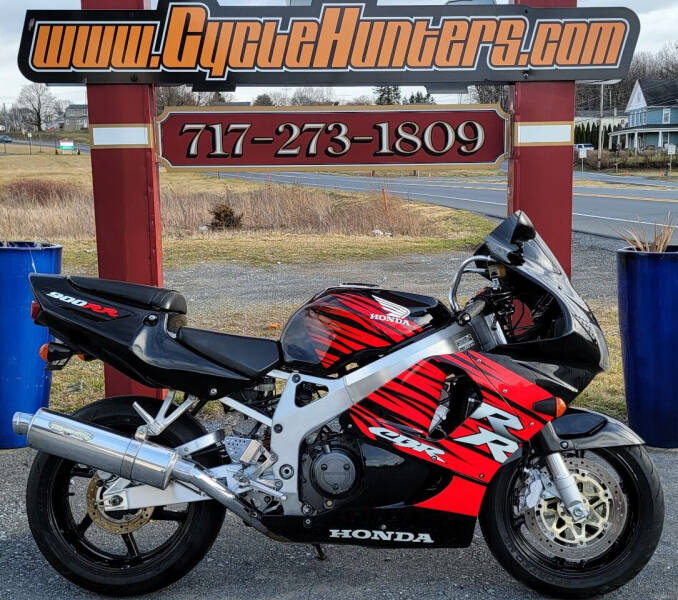 1998 Honda CBR 900rr for sale at Haldeman Auto in Lebanon PA