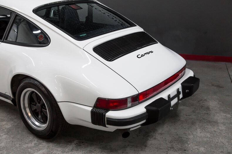 1988 Porsche 911 Carrera